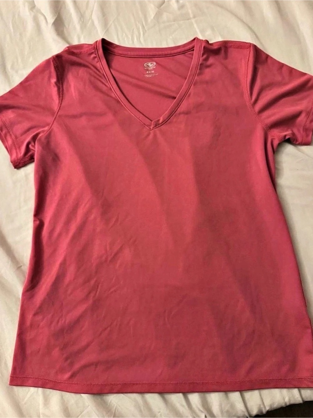 Athletic Works V-Neck Short Sleeve Top in Pink Size Medium